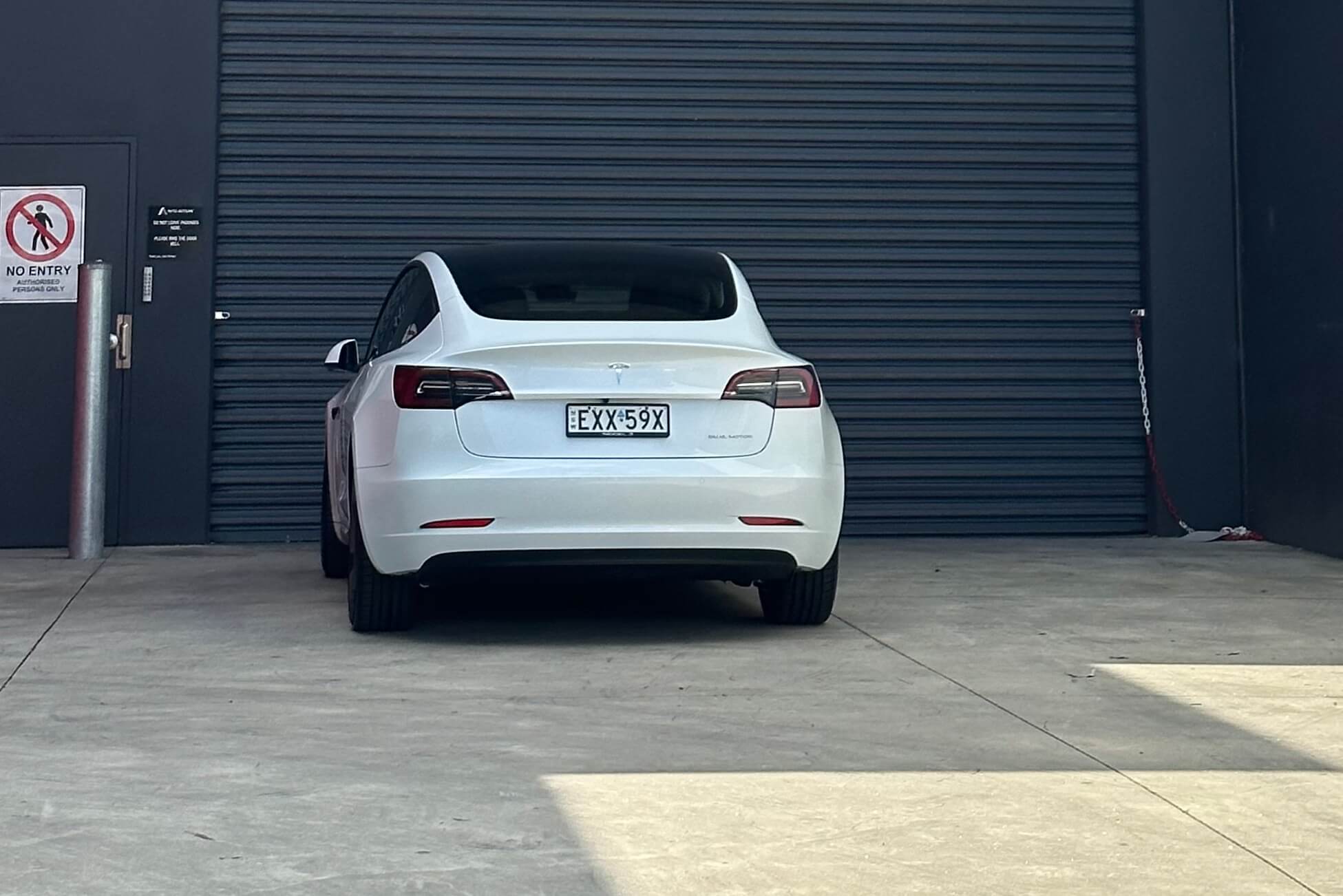 Car Hire in Ashfield Tesla Model 3, 2023, 600kms range in Sydney evee