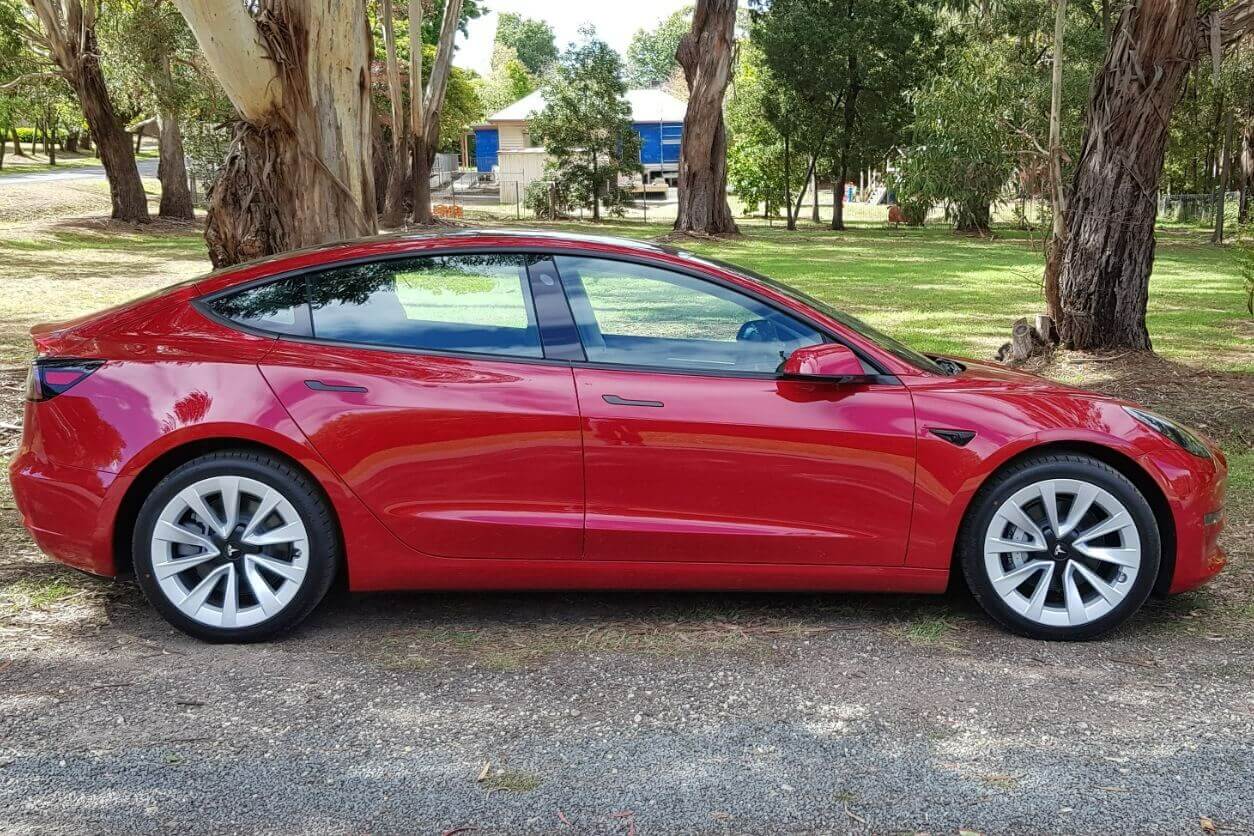 Car Hire in Macedon Tesla Model 3, 2021, 500kms range in Australia evee