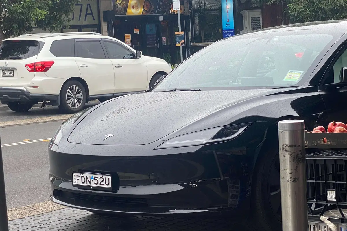 Car Hire in Parramatta | Tesla Model 3, 2024, 450kms range in Sydney | evee