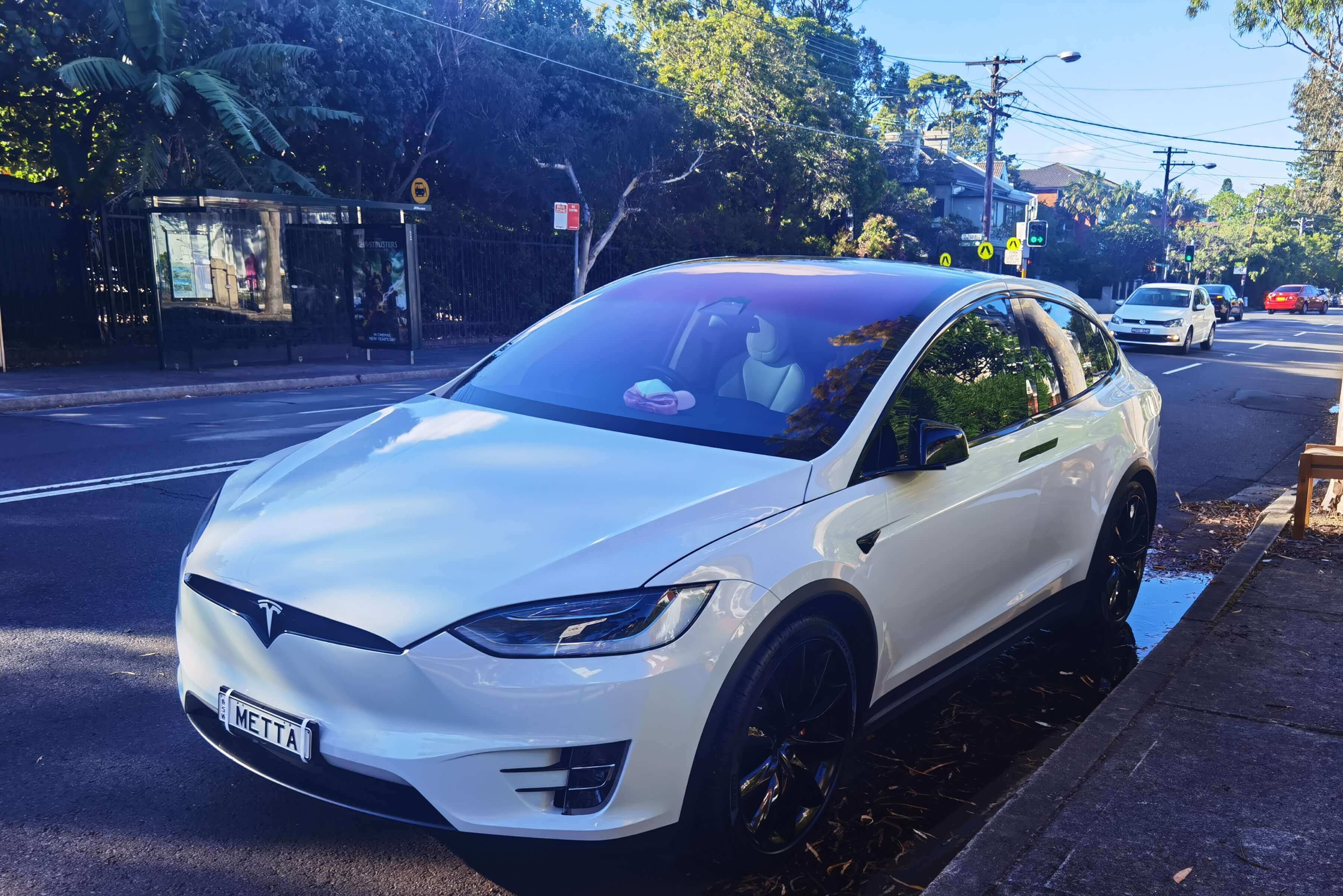 Car Hire in Mullumbimby Tesla Model X, 2017, 450kms range in